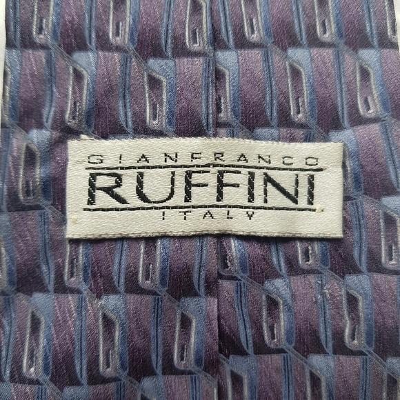 Gianfranco Ruffini Silk Tie - Picture 4 of 5